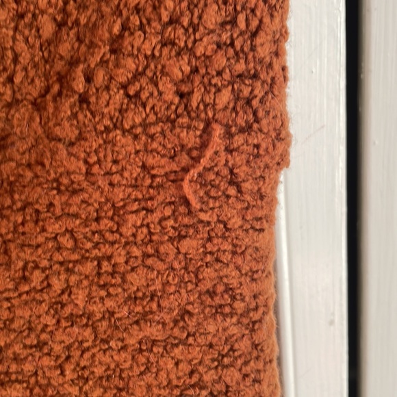 Burnt Orange oversized sweater - Picture 4 of 5